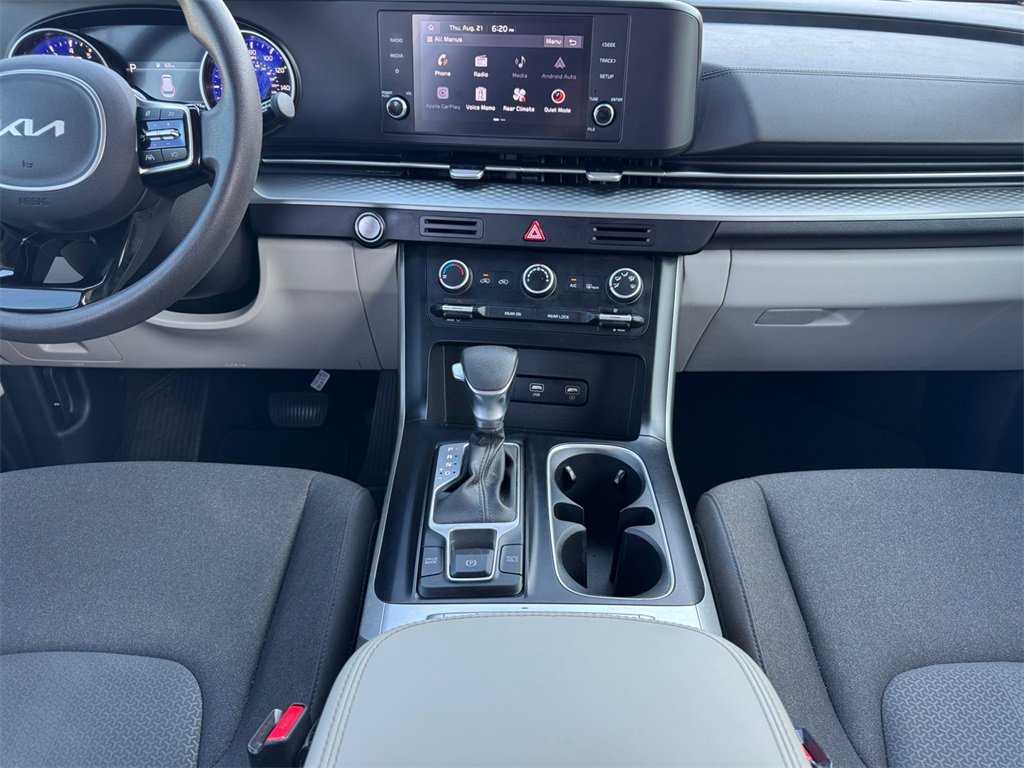 Used 2022 Kia Carnival LX image 26