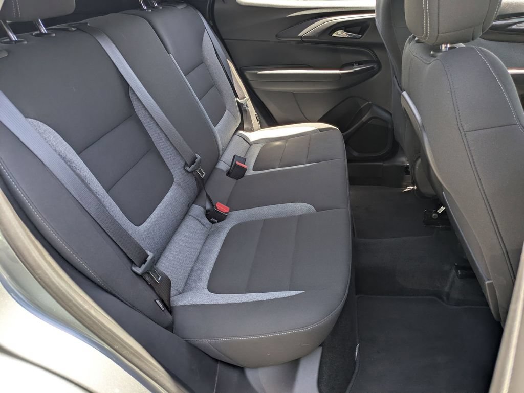 Used 2025 Chevrolet TrailBlazer LT AWD/4WD image 26