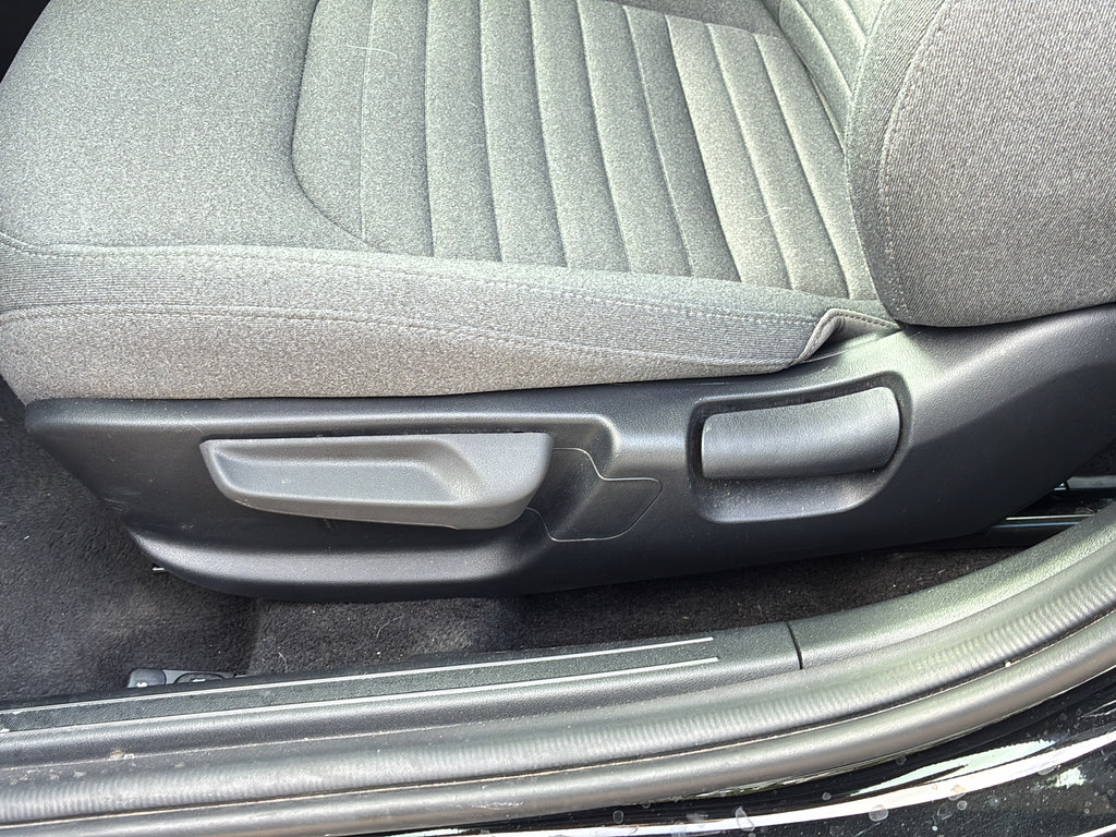 Certified 2025 Kia K4 EX FWD image 14