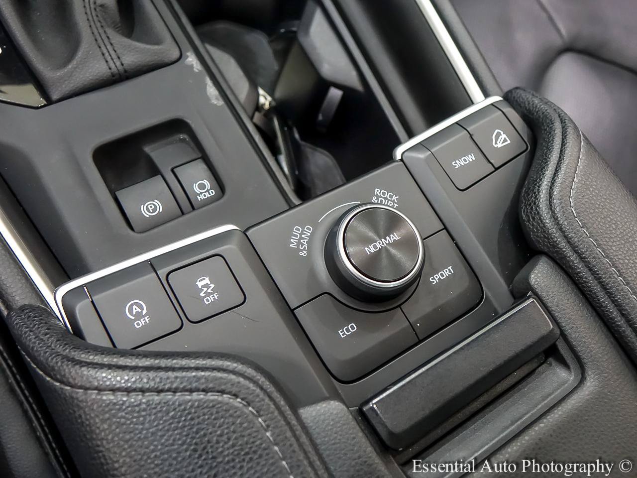Used 2025 Toyota Grand Highlander AWD image 25