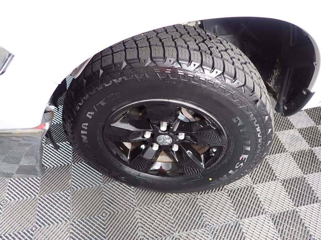 Used 2021 RAM 1500 Tradesman w/ Chrome Appearance Group image 46