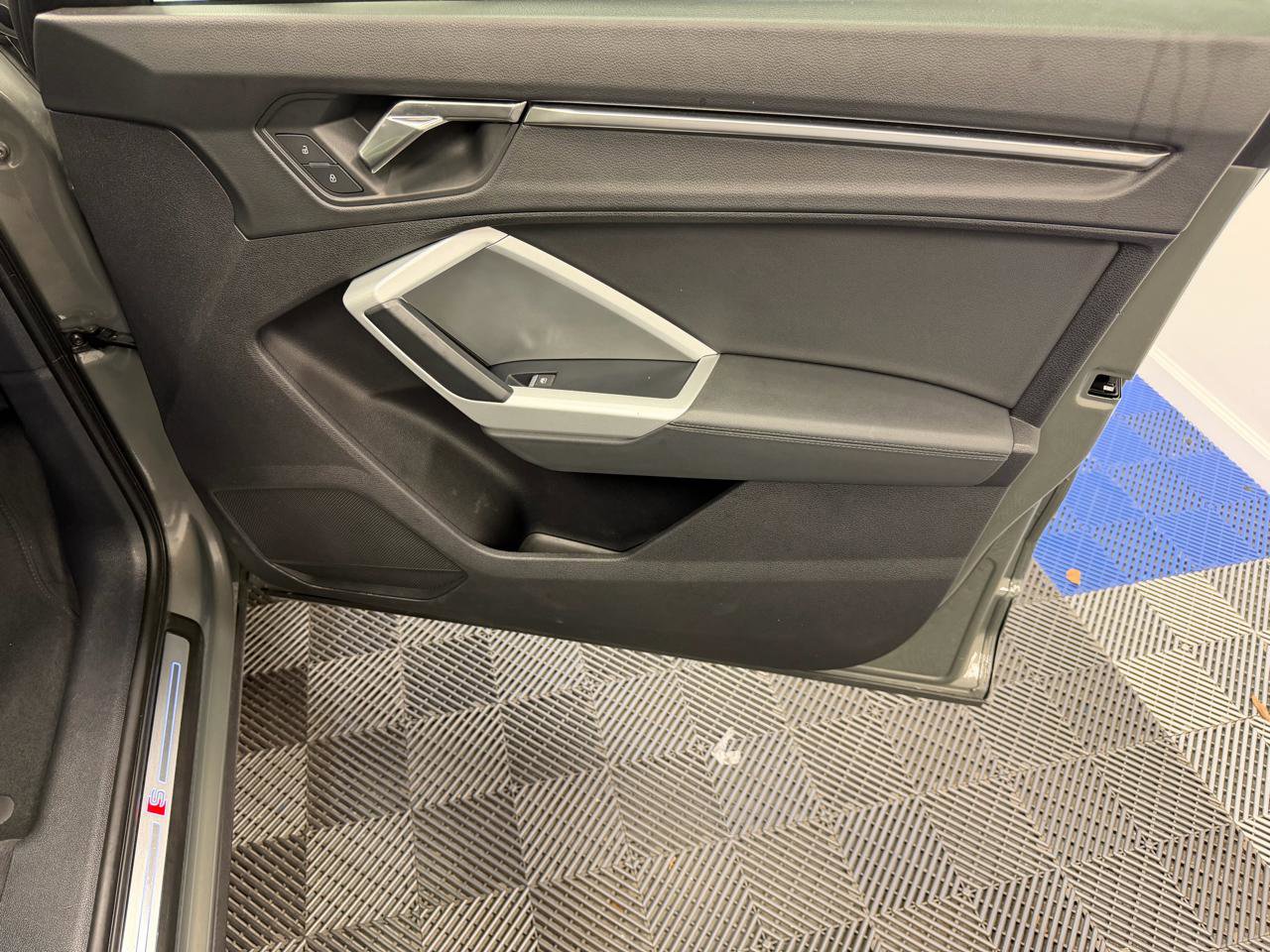 Used 2022 Audi Q3 2.0T Premium w/ Convenience Package image 14