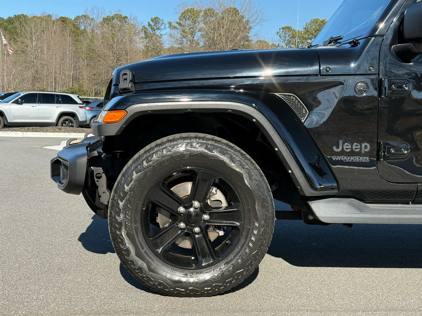 Used 2022 Jeep Wrangler Unlimited Sahara image 11