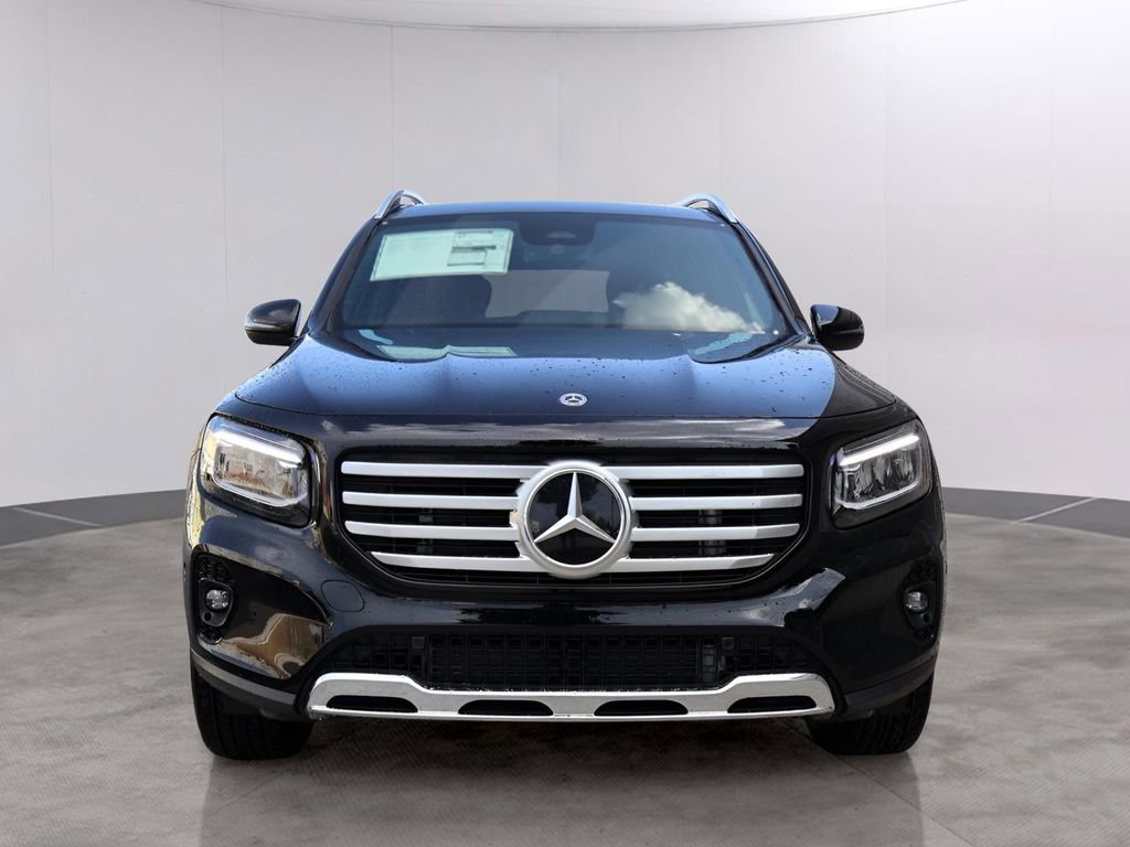 Certified 2025 Mercedes-Benz GLB 250 4MATIC image 2