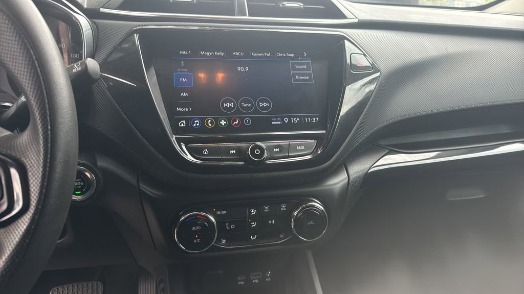 Used 2023 Chevrolet TrailBlazer LT w/ Convenience Package AWD/4WD image 11