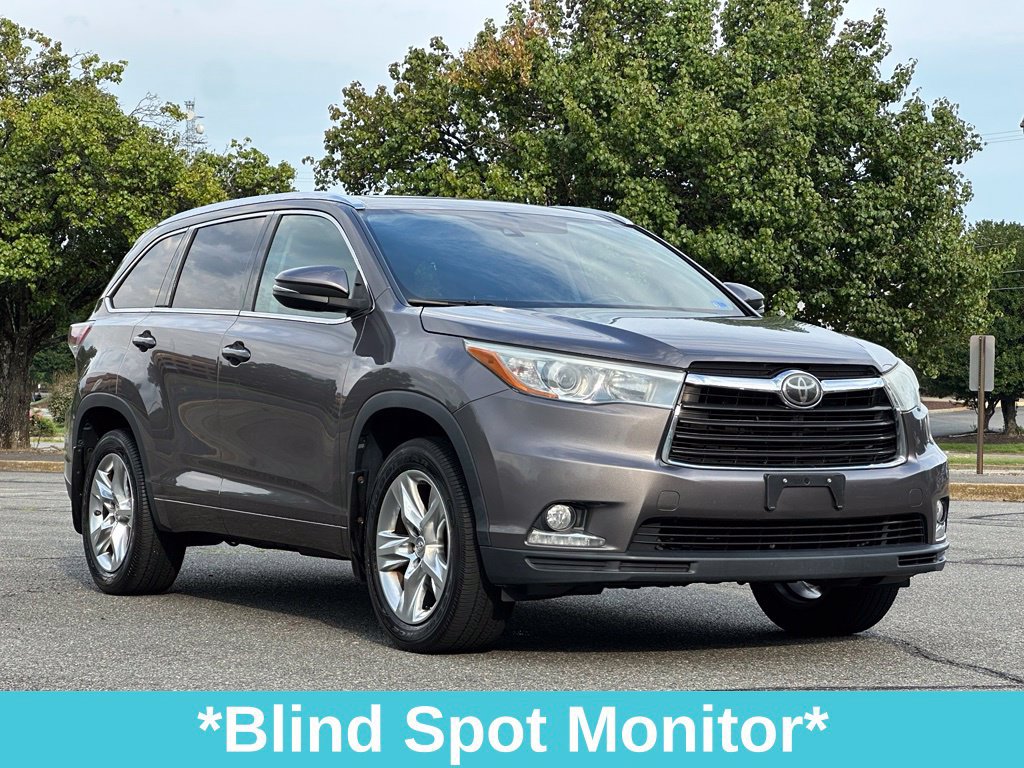 Used 2014 Toyota Highlander Limited Platinum AWD/4WD image 12