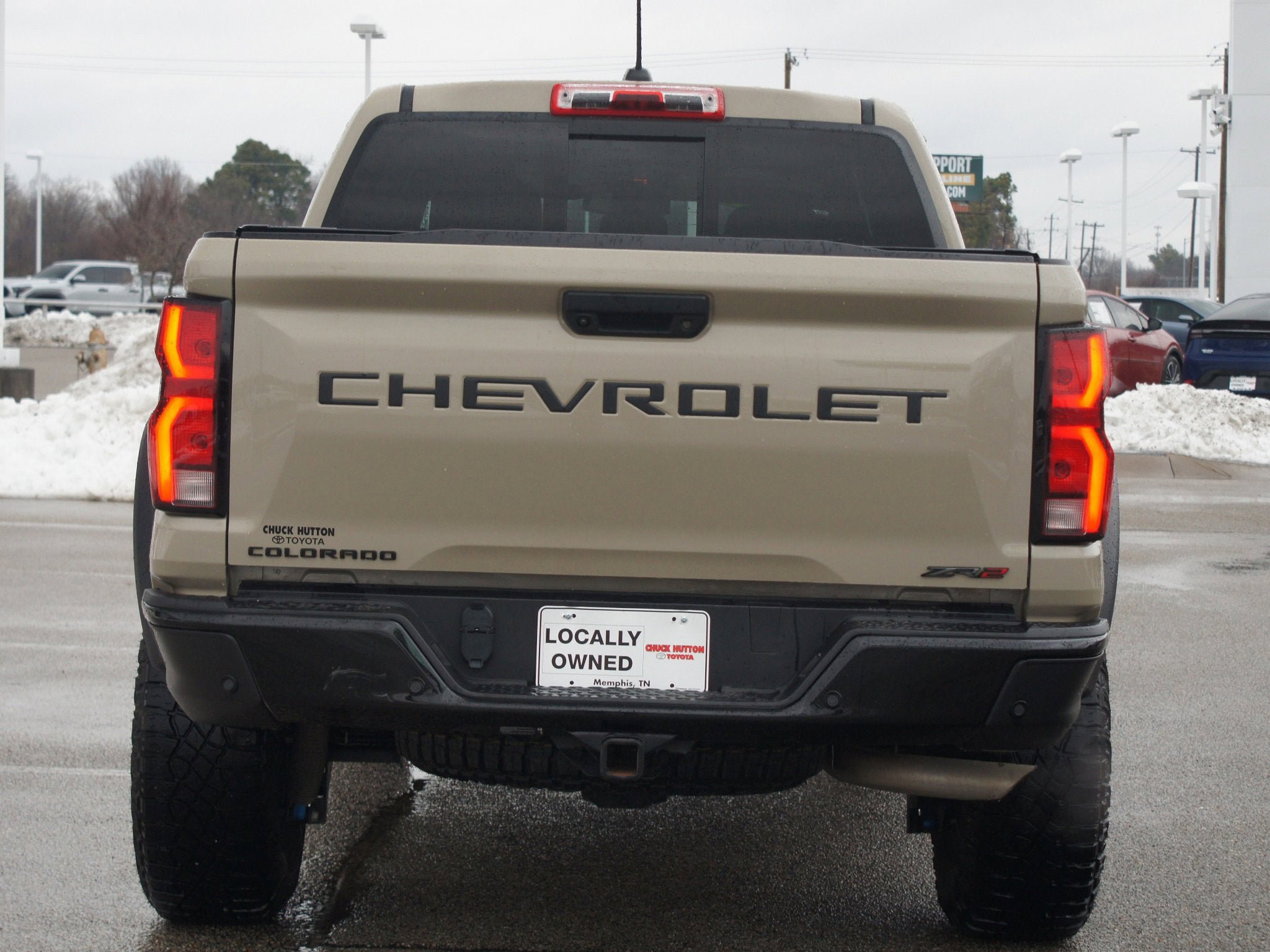 Used 2024 Chevrolet Colorado ZR2 w/ ZR2 Convenience Package III AWD/4WD image 3