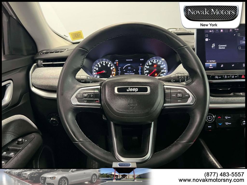 Used 2022 Jeep Compass Latitude image 16