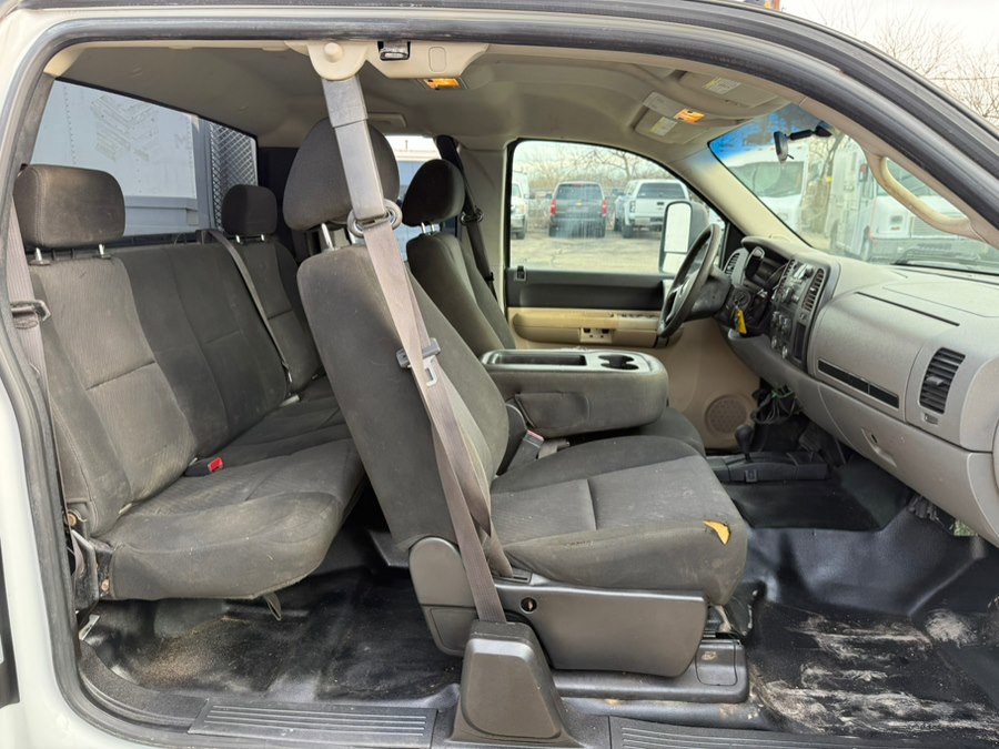 Used 2013 Chevrolet Silverado 3500 W/T image 17