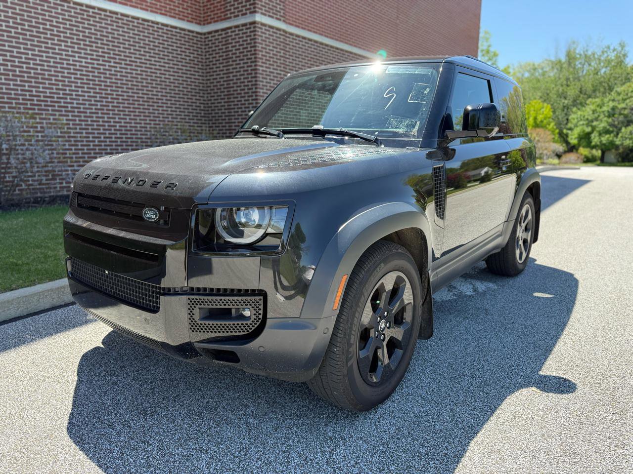 Used 2023 Land Rover Defender 90 S AWD/4WD image 1