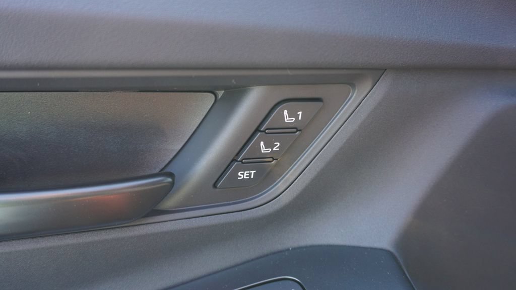 New 2026 Toyota C-HR AWD/4WD image 11