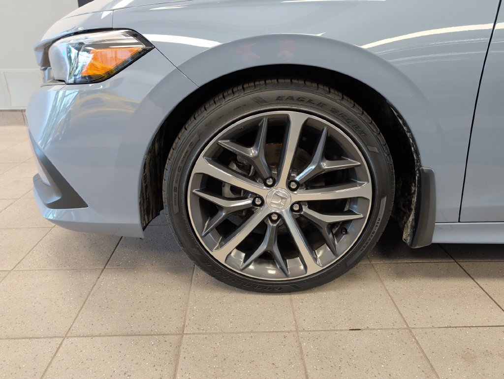 Used 2024 Honda Civic Touring image 32