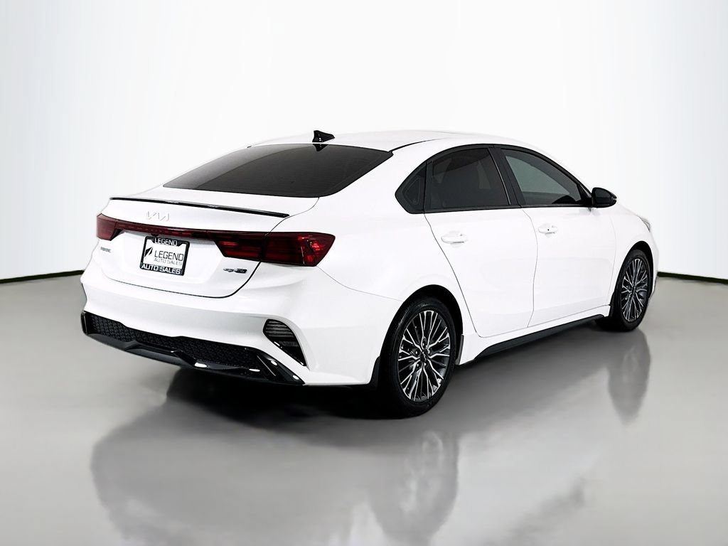 Used 2024 Kia Forte GT-Line w/ GT-Line Premium Package FWD image 4