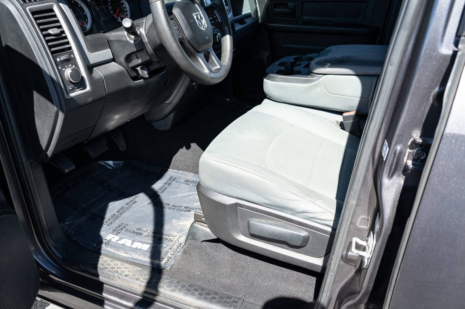 Used 2015 RAM 1500 Tradesman w/ Popular Equipment Group AWD/4WD image 17