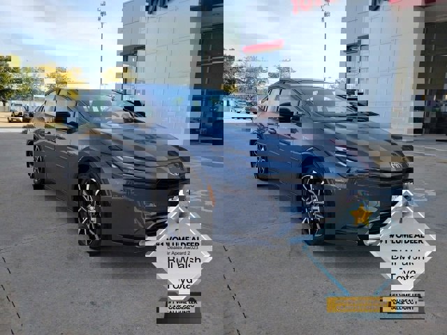New 2026 Toyota Prius Plug-In Hybrid image 1