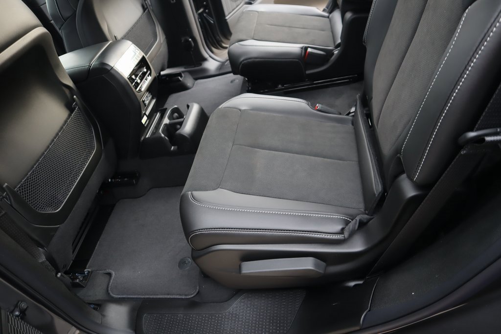 New 2025 Jeep Grand Cherokee L Altitude image 10