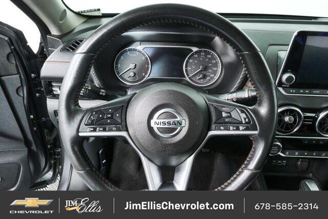 Used 2023 Nissan Sentra SR w/ SR Premium Package FWD image 8