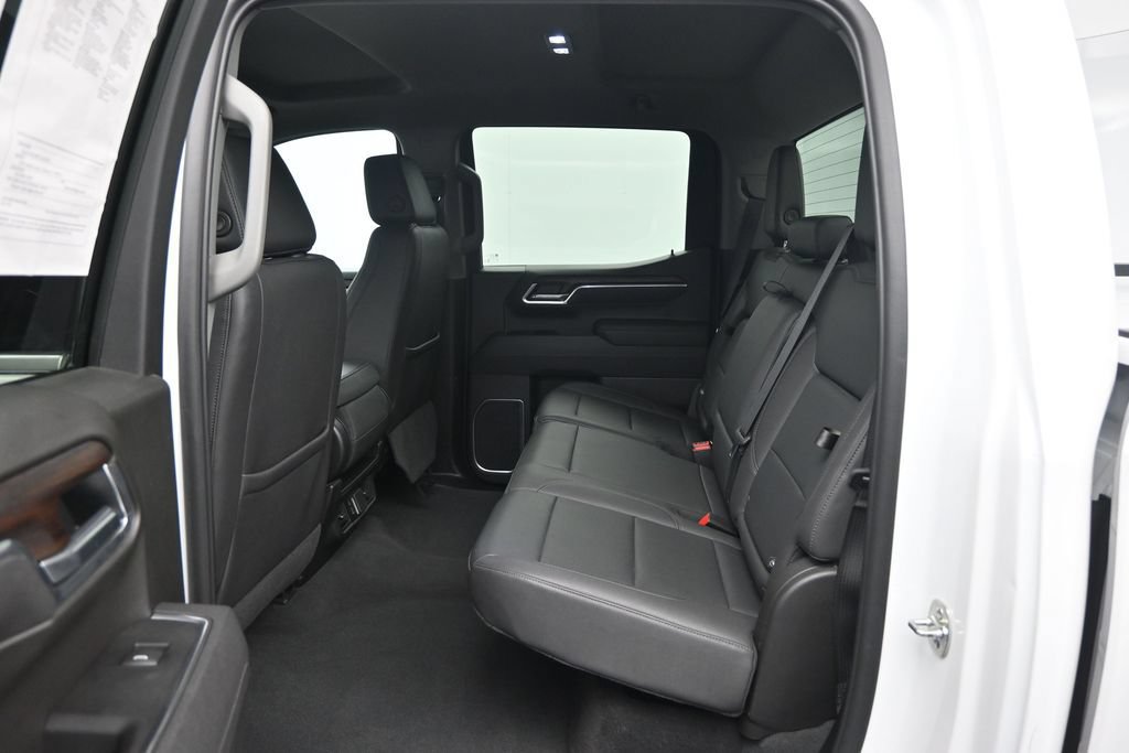 Used 2025 GMC Sierra 1500 SLT AWD/4WD image 25