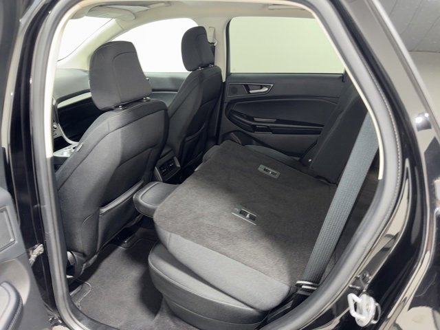 Used 2022 Ford Edge SE image 34