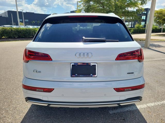 Used 2021 Audi Q5 Prestige w/ Prestige Package image 6