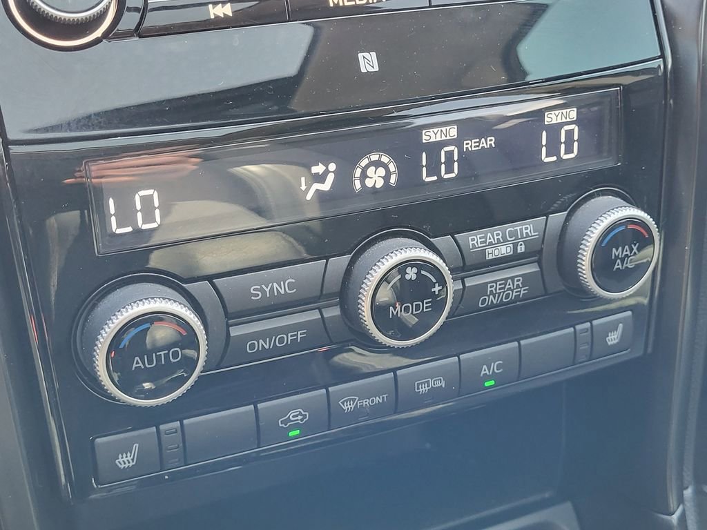 Used 2022 Subaru Ascent Onyx Edition image 16