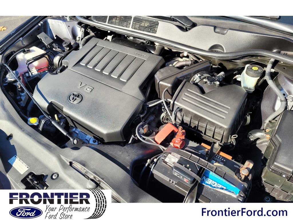 Used 2013 Toyota Venza Limited image 28