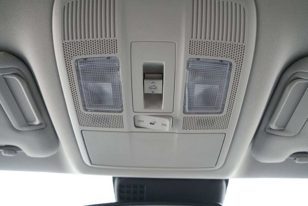 Used 2023 MAZDA CX-9 Touring image 22