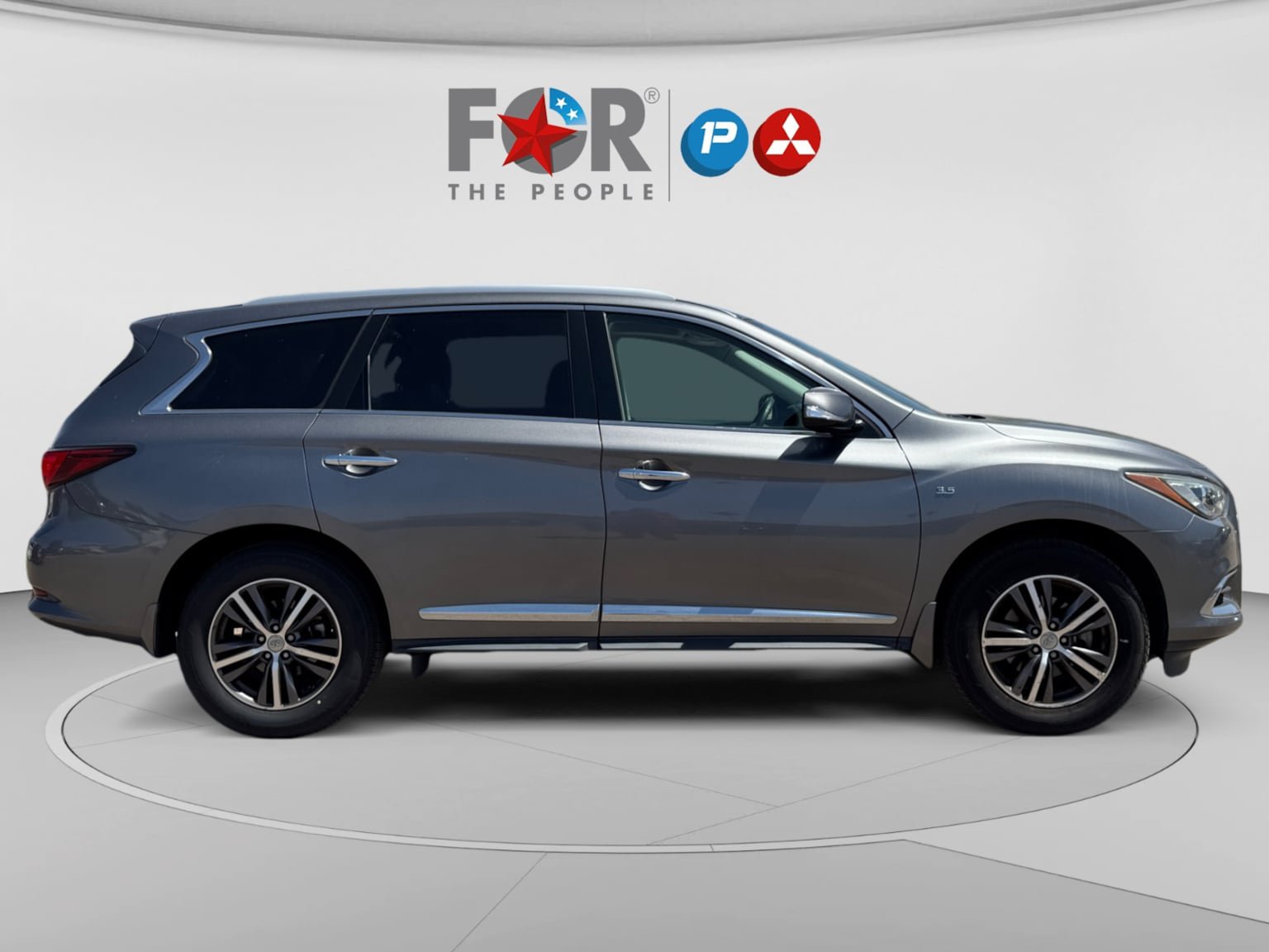 Used 2018 INFINITI QX60 FWD w/ Premium Package image 6