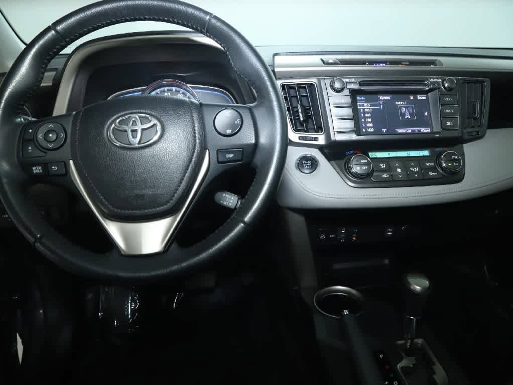 Used 2014 Toyota RAV4 Limited w/ Technology Package AWD/4WD image 27