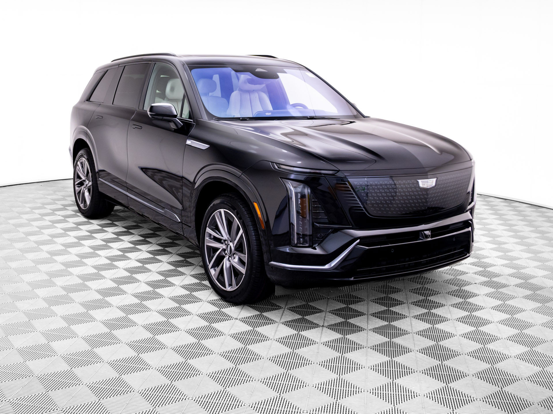 New 2027 Cadillac Vistiq Sport w/ LPO, Floor Liner Package AWD/4WD image 7