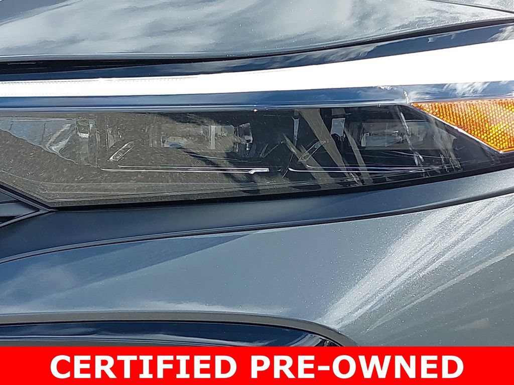 Certified 2025 Hyundai Elantra Limited FWD image 32