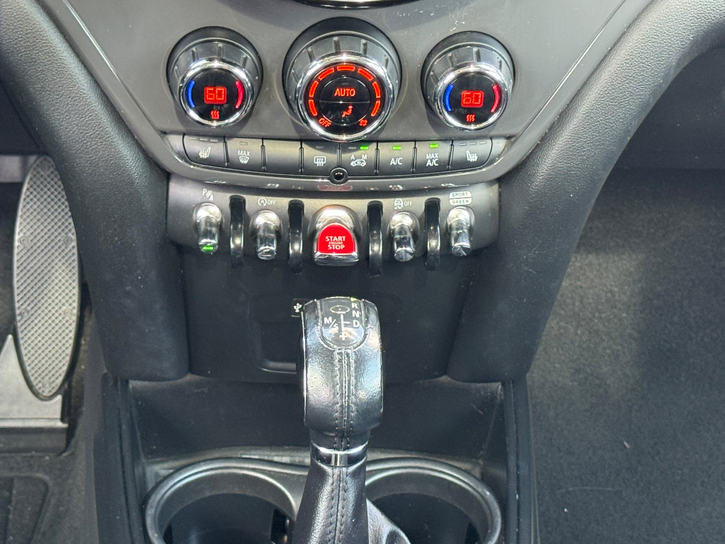 Used 2018 MINI Cooper Countryman FWD image 12