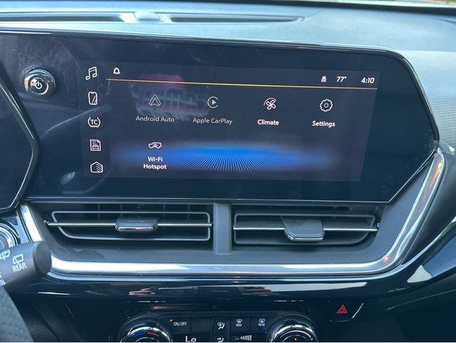 Used 2024 Chevrolet Trax RS w/ Sunroof Package image 8