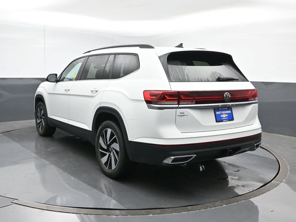 Used 2024 Volkswagen Atlas SE w/ Panoramic Sunroof Package image 4