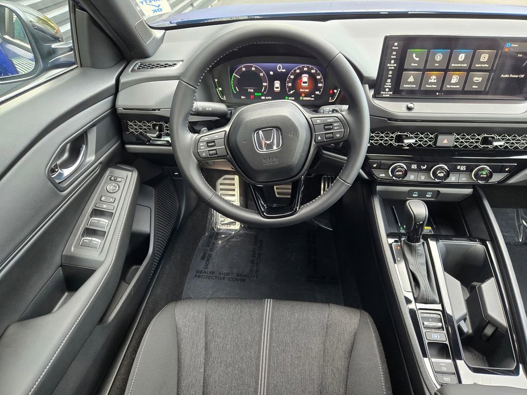 Used 2025 Honda Accord Sport image 13