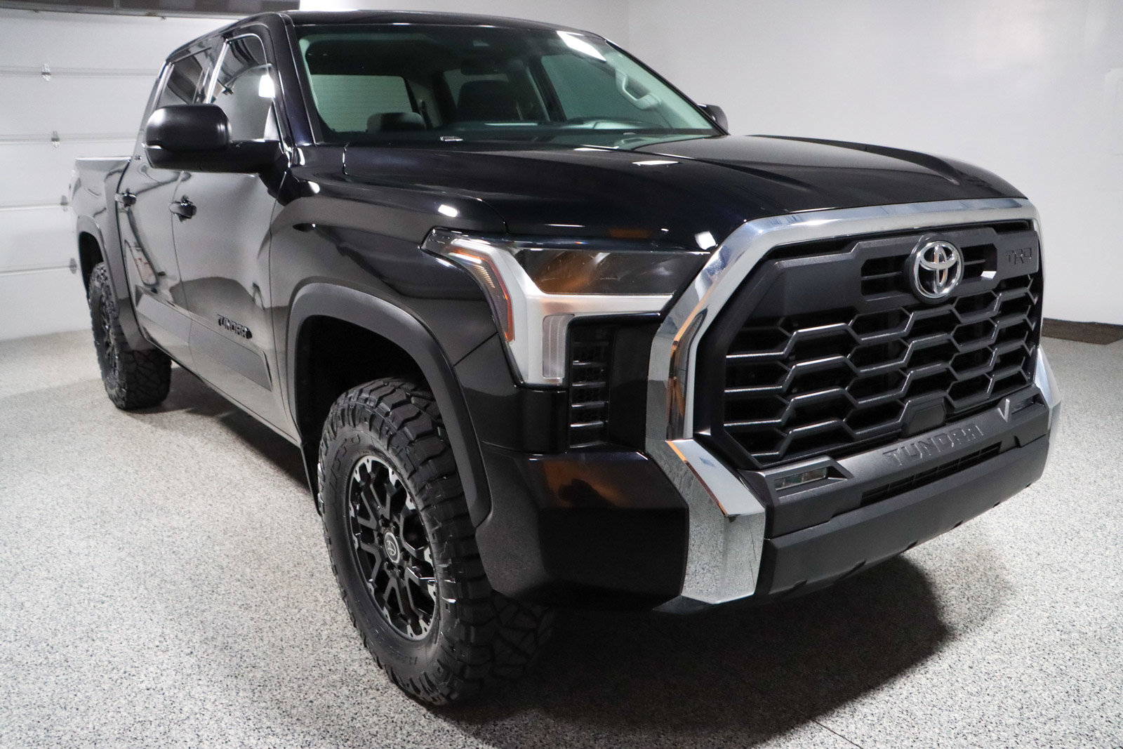 Used 2023 Toyota Tundra SR5 w/ TRD Off-Road Package image 6