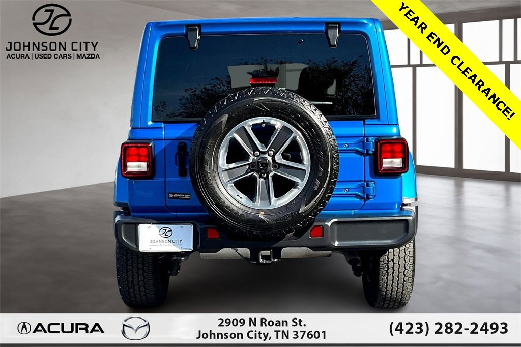 Used 2022 Jeep Wrangler Unlimited Sahara w/ Cold Weather Group image 4