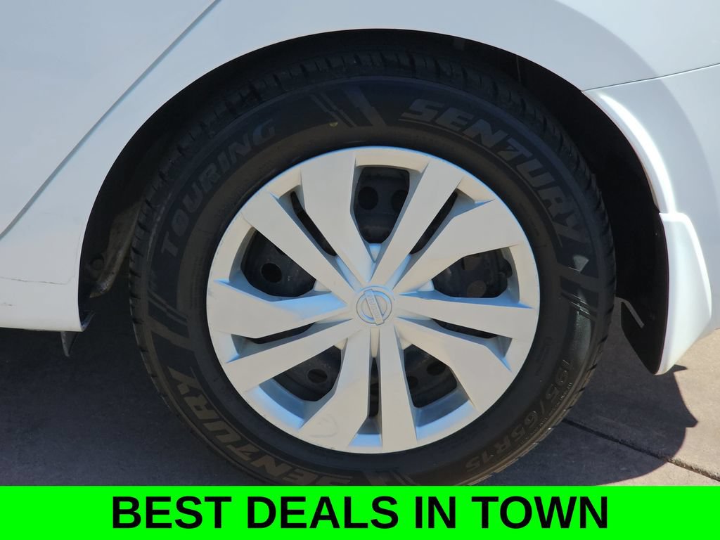 Used 2021 Nissan Versa S FWD image 35