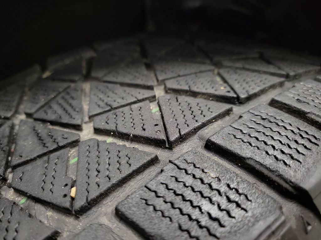 Used 2023 Chevrolet Equinox Premier AWD/4WD image 11