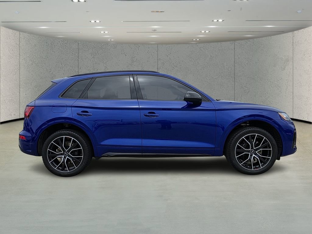 Used 2022 Audi SQ5 Premium Plus image 2