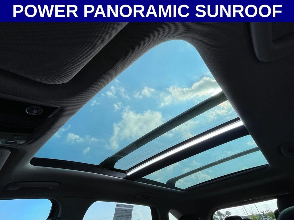 Used 2021 Kia Sorento S w/ Panoramic Sunroof Package AWD/4WD image 3