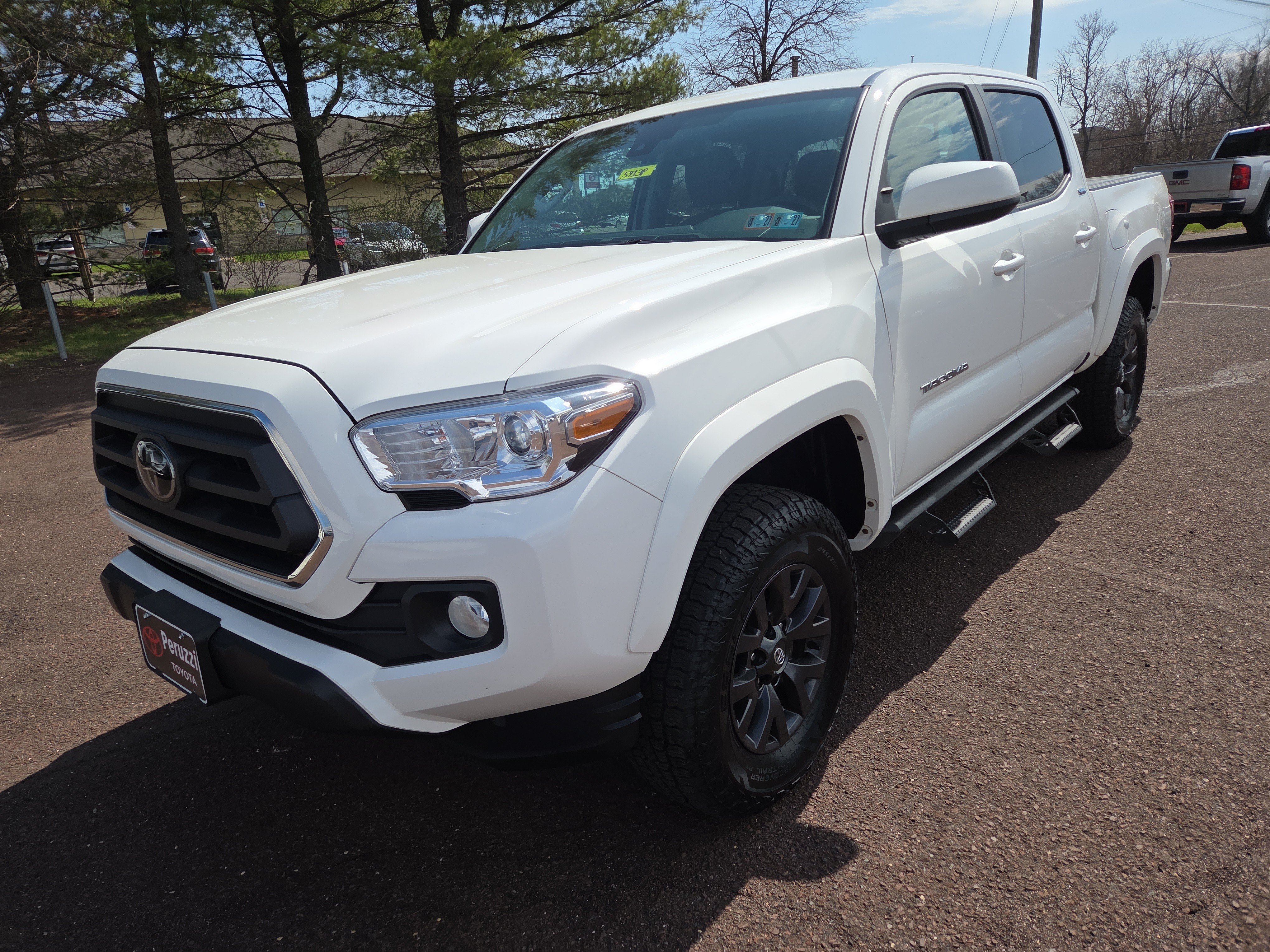 Certified 2023 Toyota Tacoma SR5 AWD/4WD image 7