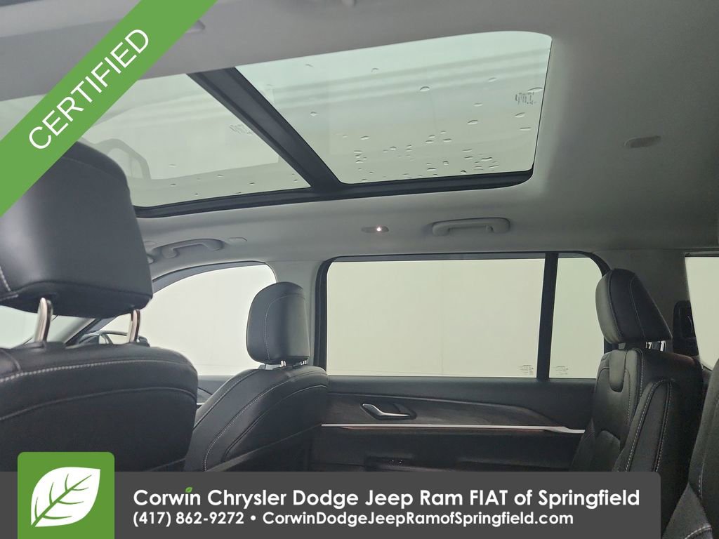 Certified 2022 Jeep Grand Cherokee L Limited AWD/4WD image 28