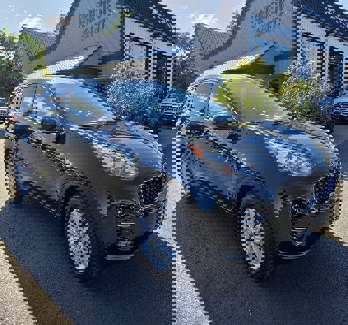 Used 2017 Kia Sportage LX image 6