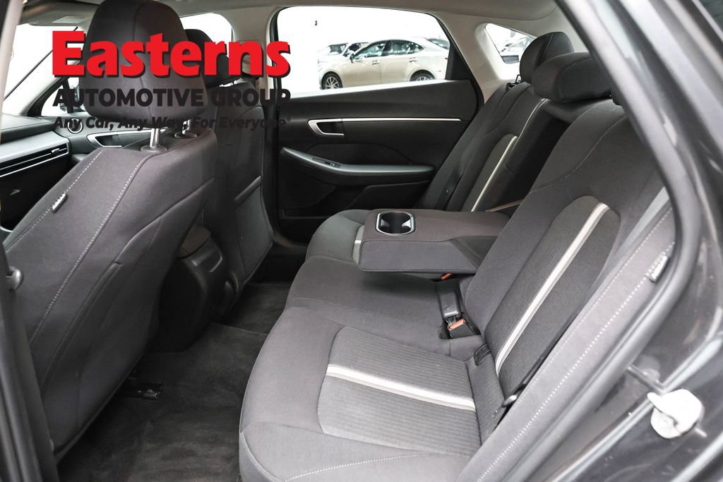 Used 2025 Hyundai Sonata SEL FWD image 21