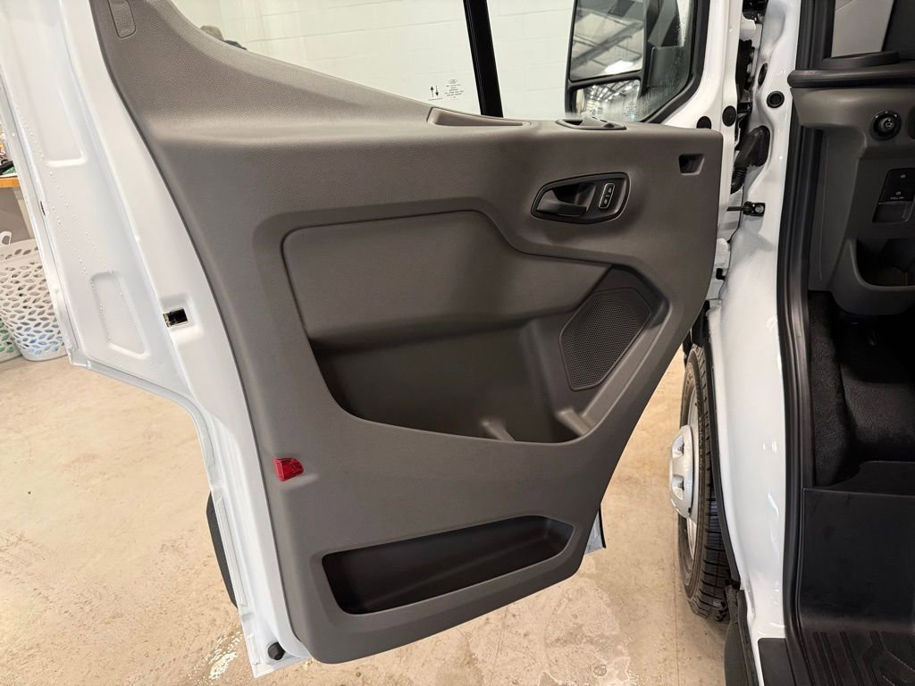 New 2026 Ford Transit 250 148 Medium Roof Extended AWD image 26