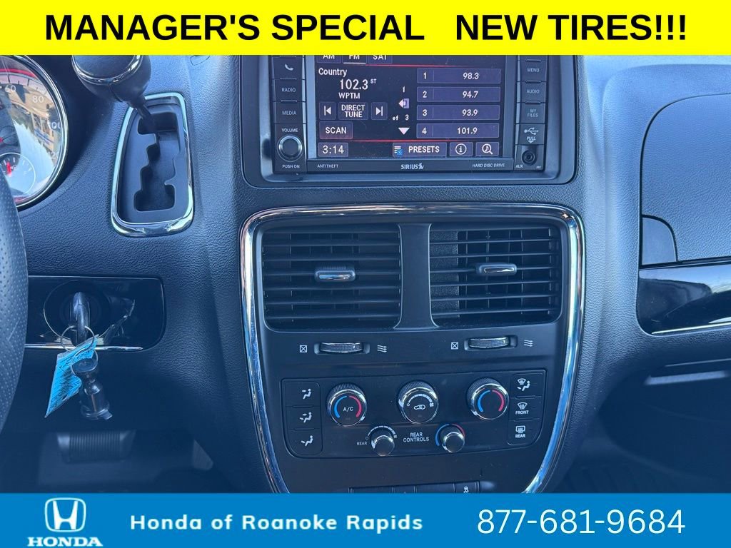 Used 2019 Dodge Grand Caravan SE image 5