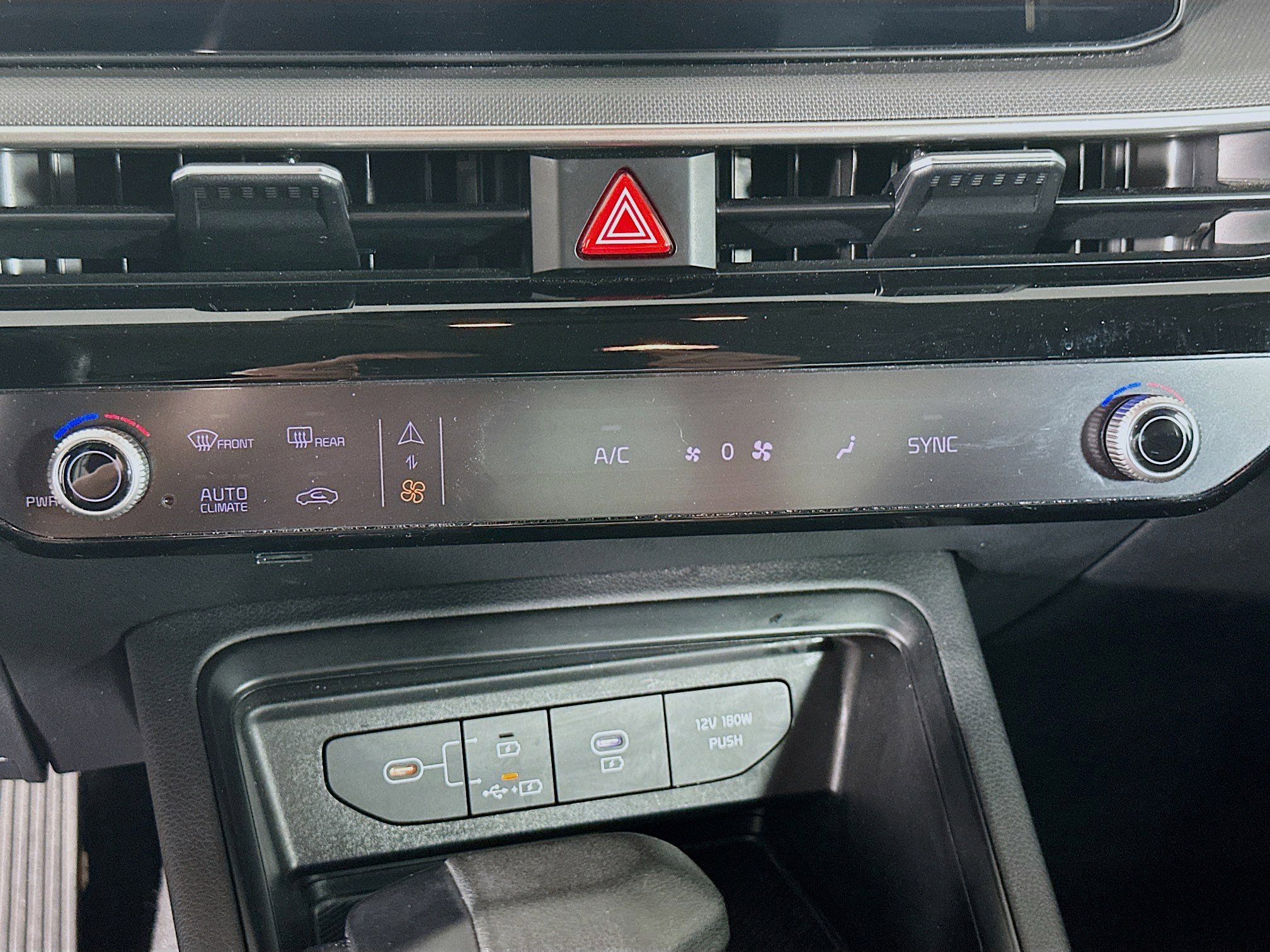 Used 2025 Kia K5 LXS image 24