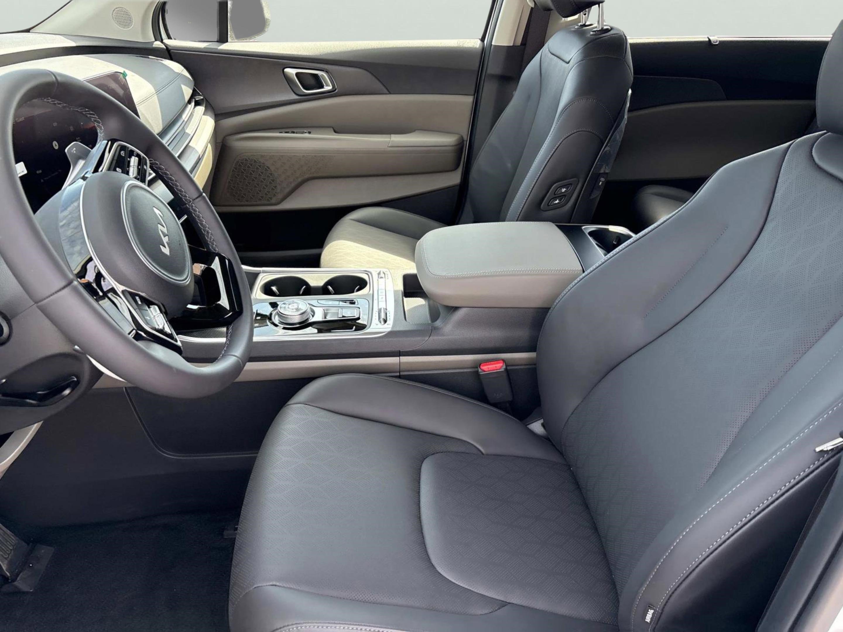 New 2026 Kia Carnival SX FWD image 22