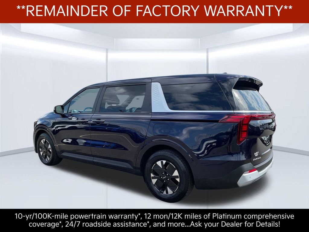 Certified 2026 Kia Carnival LXS FWD image 4